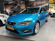 Seat Leon - 1.4 EcoTSI FR Connect / Panoramadak / Camera / Navigatie