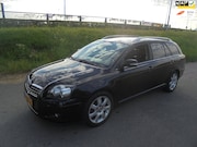 Toyota Avensis - 2.4 benzine Automaat airco ecc lmv trekhaak