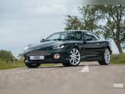 Aston Martin DB7 - V12 Vantage manual Pentland Green