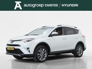 Toyota RAV4 - 2.5 Hybrid Style | Leder | Afn. Trekhaak | All Seasons |