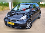 Toyota Aygo - 1.0-12V + PDC ELEKT RAMEN HALFLEER 5 DEURS NAP