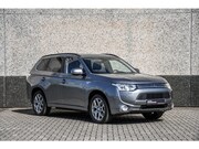 Mitsubishi Outlander - 2.0 PHEV Instyle