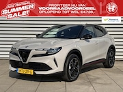 Alfa Romeo Junior - 1.2 Turbo Hybrid Ibrida Speciale Achteruitrijcamera | Adapti