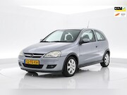 Opel Corsa - 1.2-16V Silverline AIRCO NAVI TREKHAAK