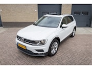 Volkswagen Tiguan - 1.5 TSI ACT Comfortline Business DSG Panodak.