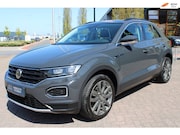 Volkswagen T-Roc - 1.5 TSI ACT EXCLUSIVE TREKHAAK AFNEEMBAAR