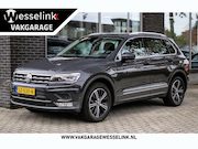 Volkswagen Tiguan - 2.0 TSI 4Motion Highline | Carplay | Head up | Sport stoelen