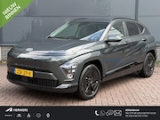 Hyundai Kona - Electric Pure Edition 64.8 kWh / Stuur & Stoelverwarming / N