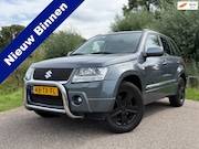 Suzuki Grand Vitara - 2.0-16V High Executive Automaat / Schuif-/Kanteldak / Leder