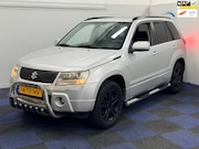 Suzuki Grand Vitara - 2.0-16V High Executive / / DEALER ONDERHOUDEN / MULTIEMEDIA-