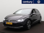 Volkswagen Golf - 1.4 eHybrid Style | Camera | ACC | Zwenkbare trekhaak | Elek