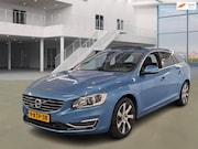 Volvo V60 - 2.4 D6 AWD Plug-In Hybrid Summum PANO LEDER NAVI PSENSOR CRU