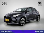 Toyota Yaris - 1.5 Hybrid Executive | Lichte kleur half lederen bekleding |