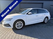 Skoda Octavia - Combi 1.4 TSI iV PHEV Sportline Bj 2022, Navi, 18inch, Cruis