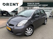 Toyota Yaris - 1.3 VVTi Comfort | Airco | All-season | Trekhaak | Radio |