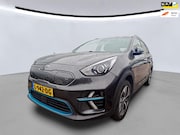 Kia e-Niro - DynamicLine 64 kWh TREKHAAK/APPLE CARPLAY/STOELVERWARMING/WA