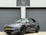 Tesla Model Y - Long Range AWD 75 kWh / WINTERPAKKET / FSD