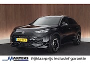 Volkswagen T-Roc - 1.5 eTsi 150pk DSG R-Line First Edition Trekhaak Camera Stoe