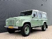 Land Rover Defender - 110 TD4 Heritage Limited Edition 7-Persoons