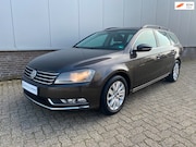 Volkswagen Passat - 1.4 TSI Comfort Executive Line BlueMotion AUTOMAAT NAVIGATIE