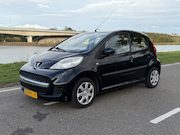 Peugeot 107 - 1.0-12V XS