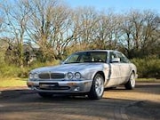 Jaguar XJ - 3.2 V8 Executive | Platinum Silver | Youngtimer
