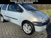 Renault Twingo - 1.2 APK: Nieuw bij aflevering