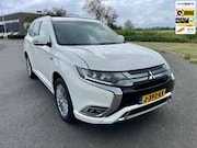 Mitsubishi Outlander - 2.4 PHEV Intense, Aut, Cam, Stoelverw, Carplay, Cr