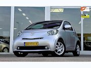 Toyota iQ - 1.0 VVTi Aspiration Airco Navi LMV 15'' Bluetooth