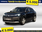 Volkswagen T-Roc - 1.5 eTsi Life First Edition !!!Profiteer ook van € 5.000 inr
