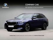 BMW 5-serie - 530 5 Serie 530e Touring M Sport Edition AVUS BLUE MET