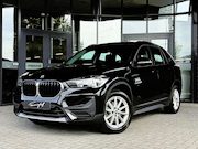 BMW X1 - SDRIVE18I - TREKHAAK - SENSATEC - NAVI - LM. ALLSEASON