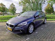 Volvo V40 Cross Country - 1.5 T3 Polar+ Luxury