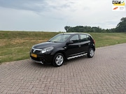 Dacia Sandero - 1.2i Blackline 2 Sleutels Airco 1e Eigenaar Elk Ramen