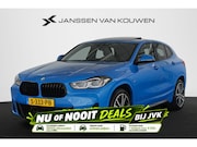 BMW X2 - xDrive25e M Sport Panoramadak Head-Up HiFi Keyless Memory
