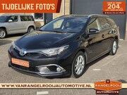 Toyota Auris - Touring Sports 1.8 Hybrid Executive, pano, stoelverw., clima