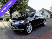 Volkswagen Touareg - 3.0 TDI R-line / ACC / LUCHTVERING / 360* CAMERA / PANO / TR