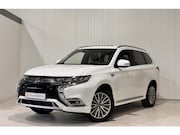 Mitsubishi Outlander - 2.4 PHEV Top 4WD|PANO|360 CAMERA|ACC