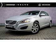 Volvo S60 - 1.6 T3 Kinetic | Trekhaak | RTI Navigatie | High Performance