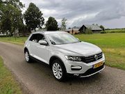 Volkswagen T-Roc - 1.5 TSI Style | ACC | Navigatie | Apple CarPlay | Climatroni