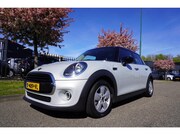 MINI Cooper - Mini 5-Deurs (f55) 1.5 136pk Airco Navi Apps Cruise NL-Auto 