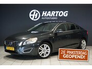 Volvo S60 - 1.6 T3 Summum + NAVIGATIE / BLUETOOTH / LMV