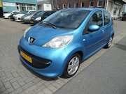 Peugeot 107 - apk 7.27 1.0-12V XS airco