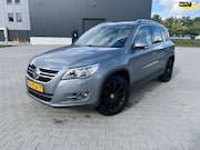 Volkswagen Tiguan - 1.4 TSI Sport&Style 4Motion Stoelverwarming