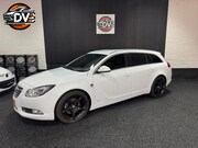 Opel Insignia - Sports Tourer 2.0 T OPC LINE AUTOMAAT STL VERW PDC XENON