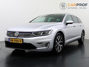 Volkswagen Passat - Variant 1.4 TSI GTE Trekhaak | SOH 91% | Panoramadak |  Navi