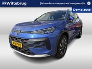Volkswagen T-Roc - 1.5 eTsi Life First Edition DSG Automaat Stoelverwarming / D