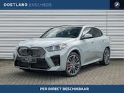BMW iX2 - eDrive20 M Sport / Panoramadak / Sportstoelen / Ad