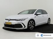 Volkswagen Golf - 1.5 TSI R-Line l Stoel & Stuurverwarming l R-Line In en Exte