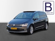 Volkswagen Touran - 1.4 TSI Sound 7p / Trekhaak / Panodak / Carplay
